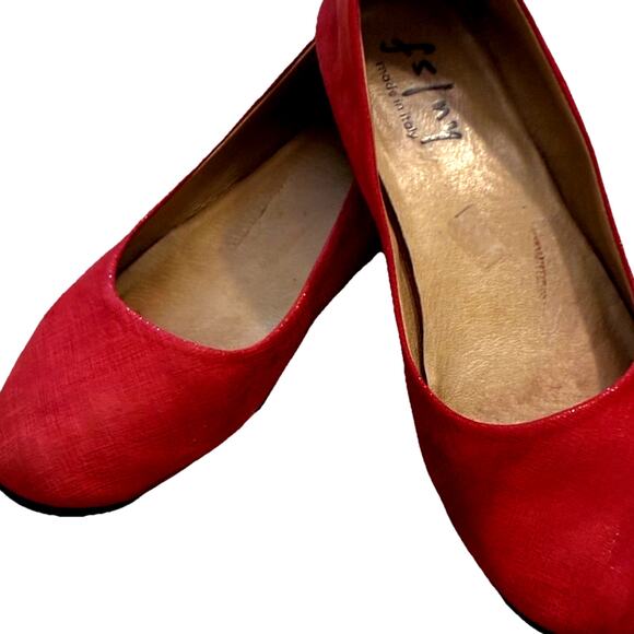 French Sole Holiday RED Ballet Flats Sparkle Ballerina Suede Italy Dorthy OZ 9.5 - Picture 2 of 16